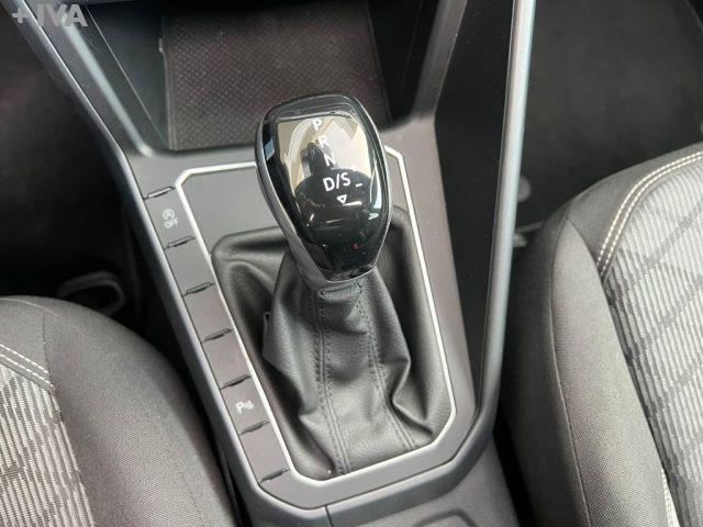 VOLKSWAGEN Taigo 1.0 TSI 110 CV DSG R-Line