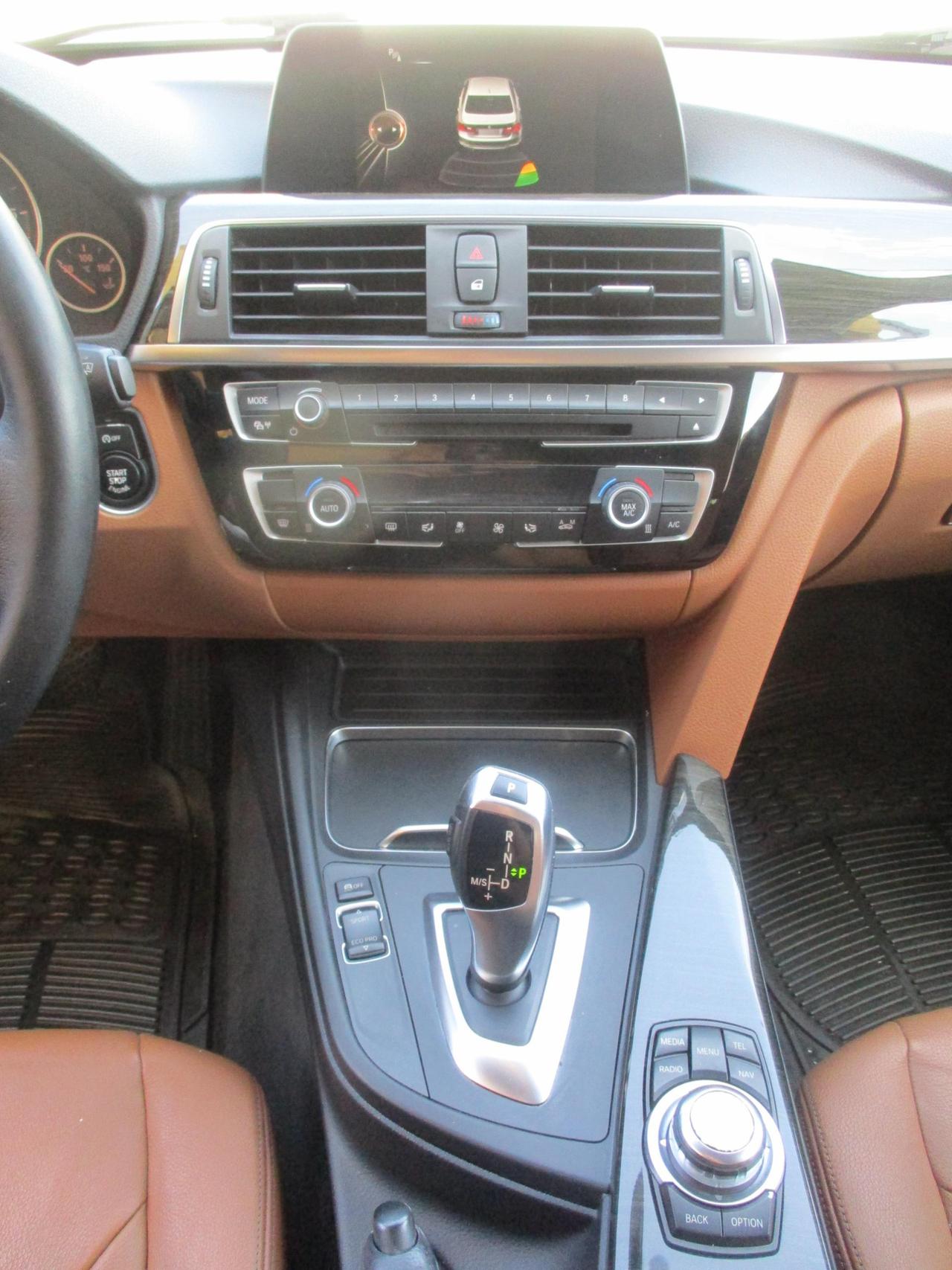 BMW 318D Luxury 150cv auto