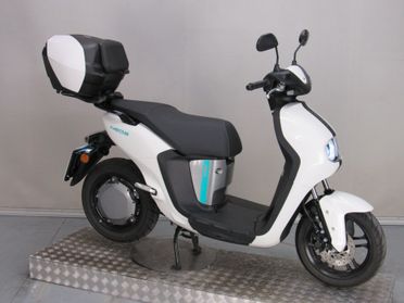 Yamaha Neo's EV DUAL BATTERY