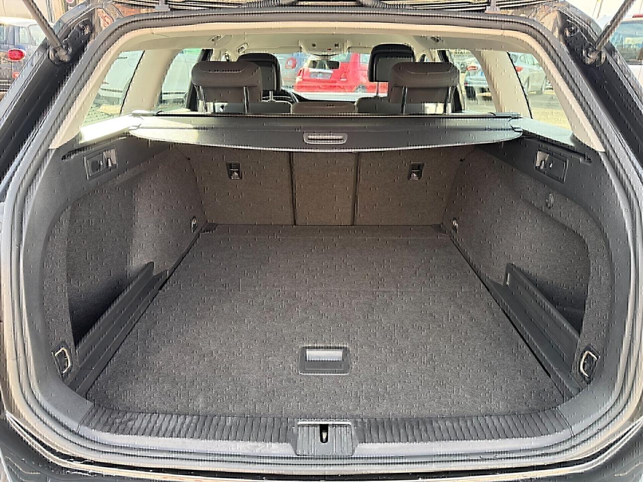 Volkswagen Passat Variant 2.0 TDI SCR 122 CV EVO DSG Business