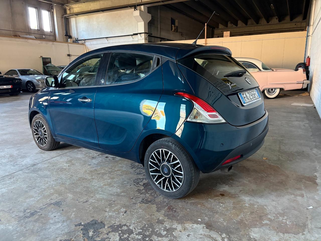 Lancia Ypsilon 1.2 Gold ecochic 69cv GPL Euro 6 5 POSTI