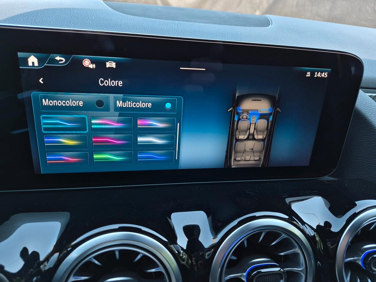 Mercedes-Benz GLA 200 D AMG ADV. PLUS 8G - DCT LED NAVI PREMIUM CARPLAY RETROCAM. VETRI PRIVACY SEDILI RISC. KEYLESS-GO