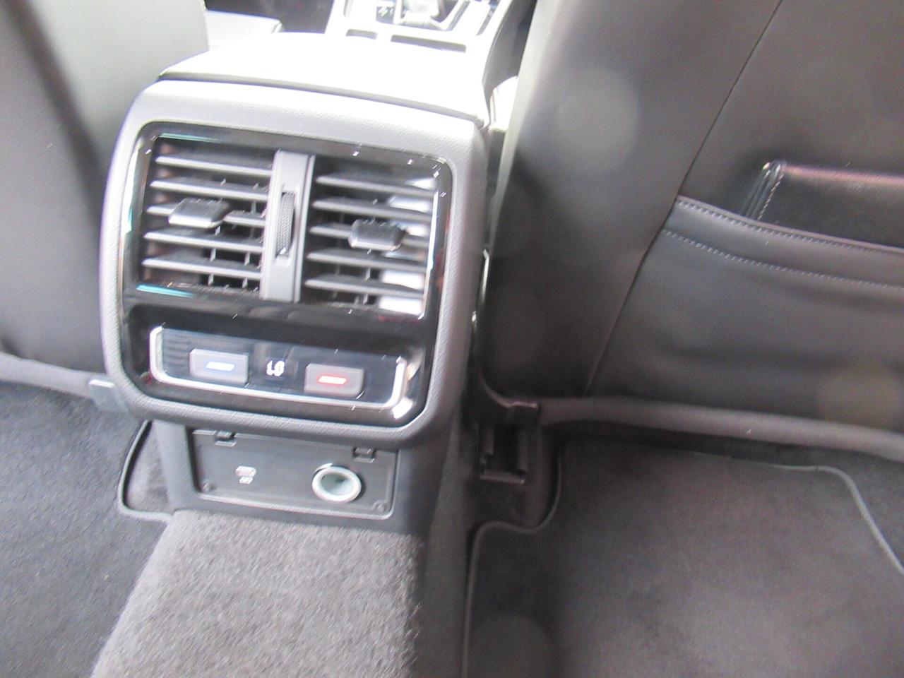 Volkswagen Passat Variant 2.0 TDI SCR 200 CV DSG Executive