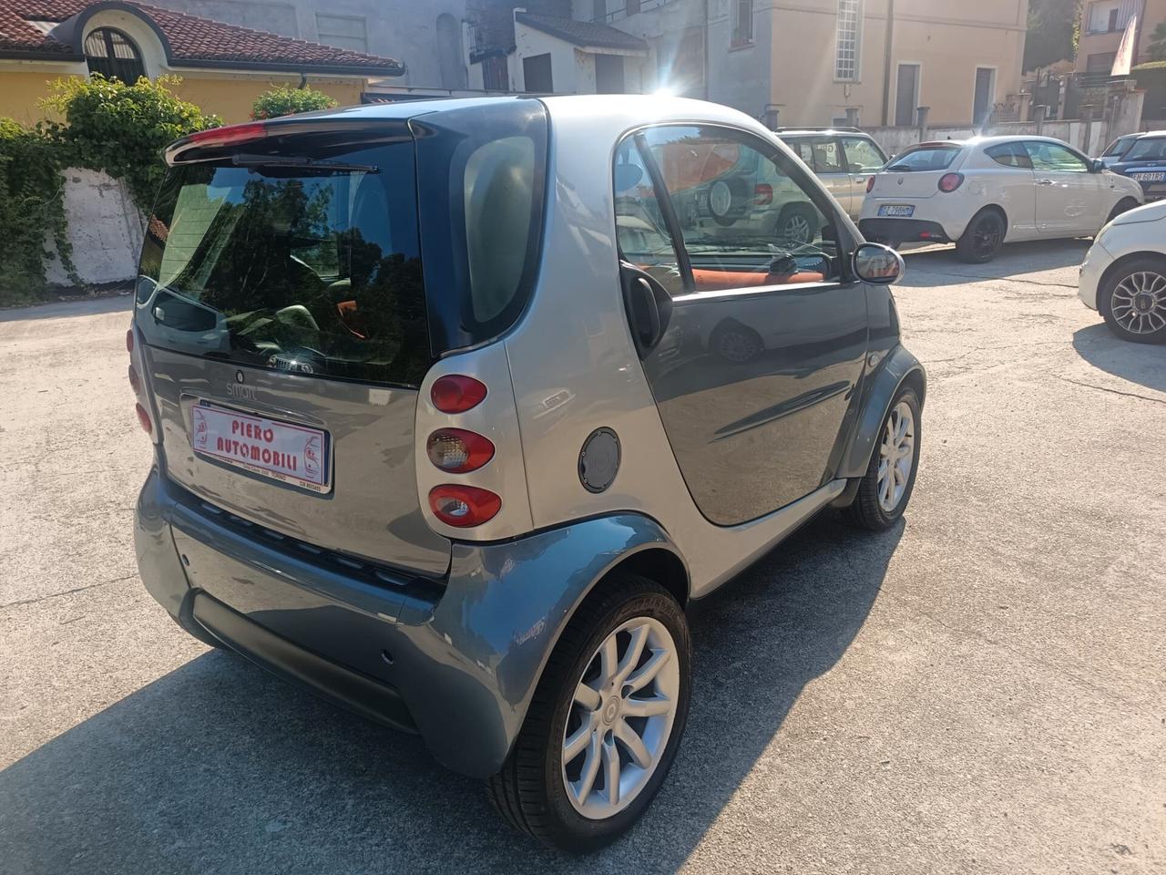Smart ForTwo 700 coupé pure (45 kW)