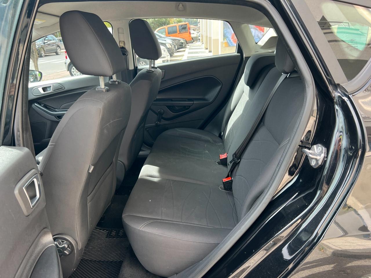 Ford Fiesta 1.5 TDCi 75CV 5 porte Titanium