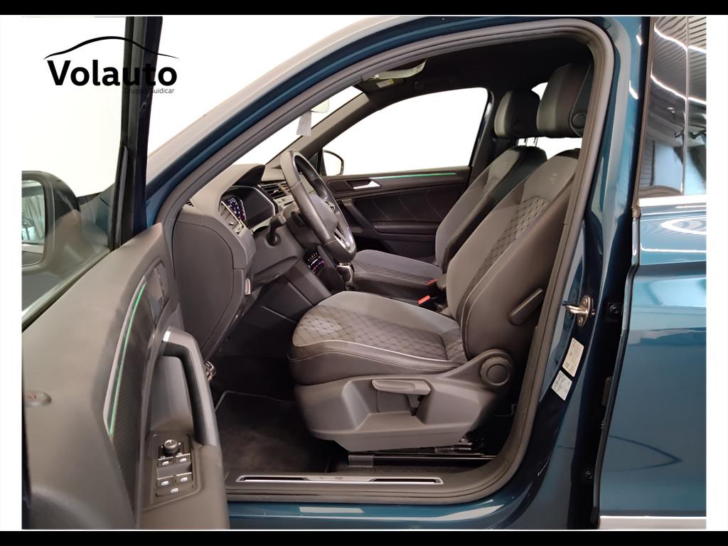 VOLKSWAGEN Tiguan II 2021 - Tiguan 2.0 tdi R-Line 150cv dsg