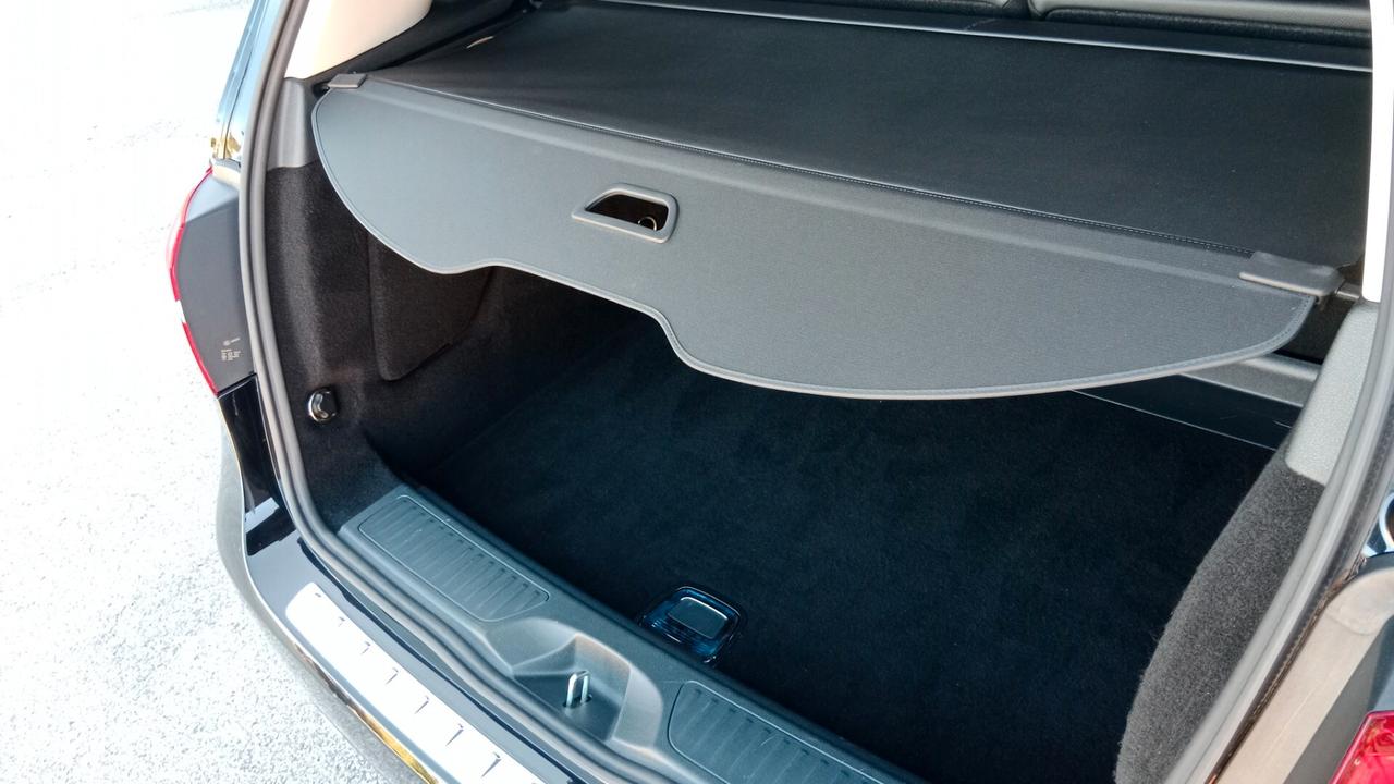 Mercedes-benz B 200 Premium - PERMUTE