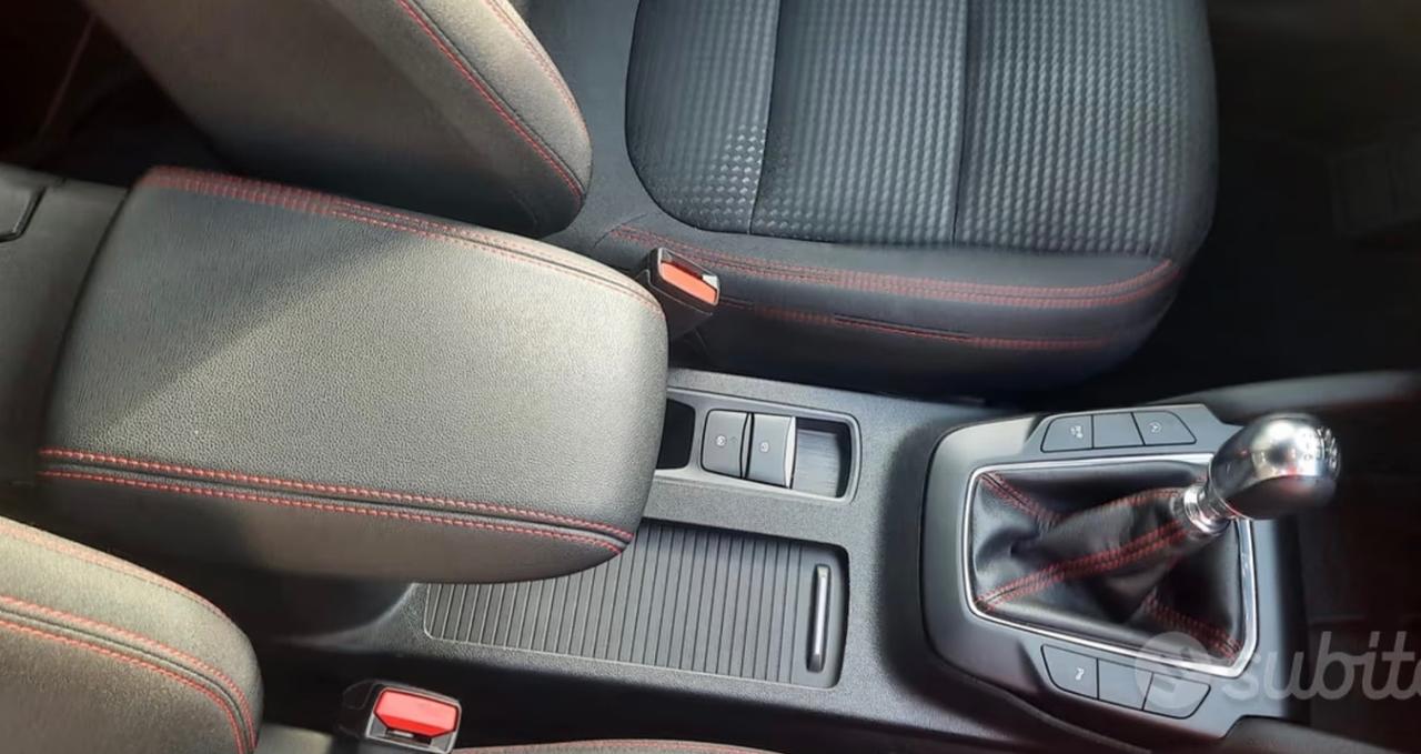 Ford Kuga St Line 1.5 Ecoblue 120 Cv
