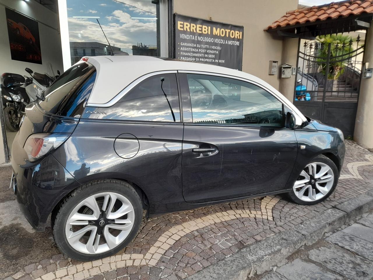 Opel Adam 1.4 87 CV GPL Tech Unlimited