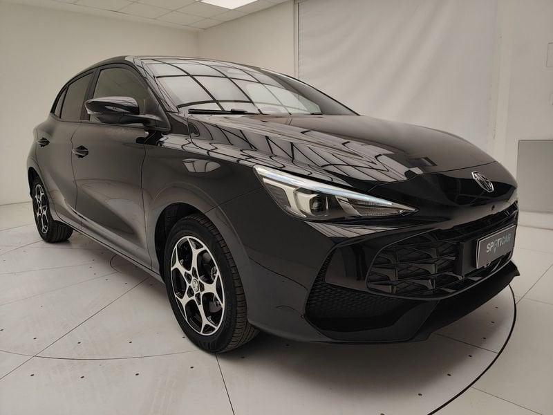 MG MG3 1.5 hybrid+ Luxury auto