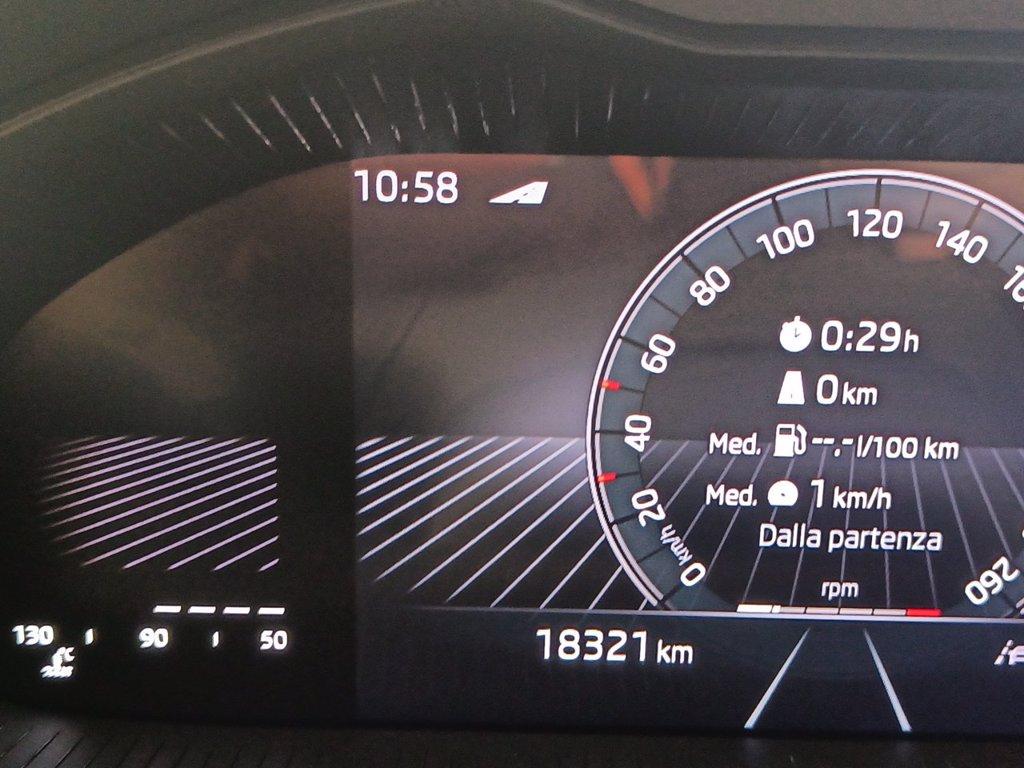 SKODA Kamiq 1.0 tsi black dots 95cv del 2024