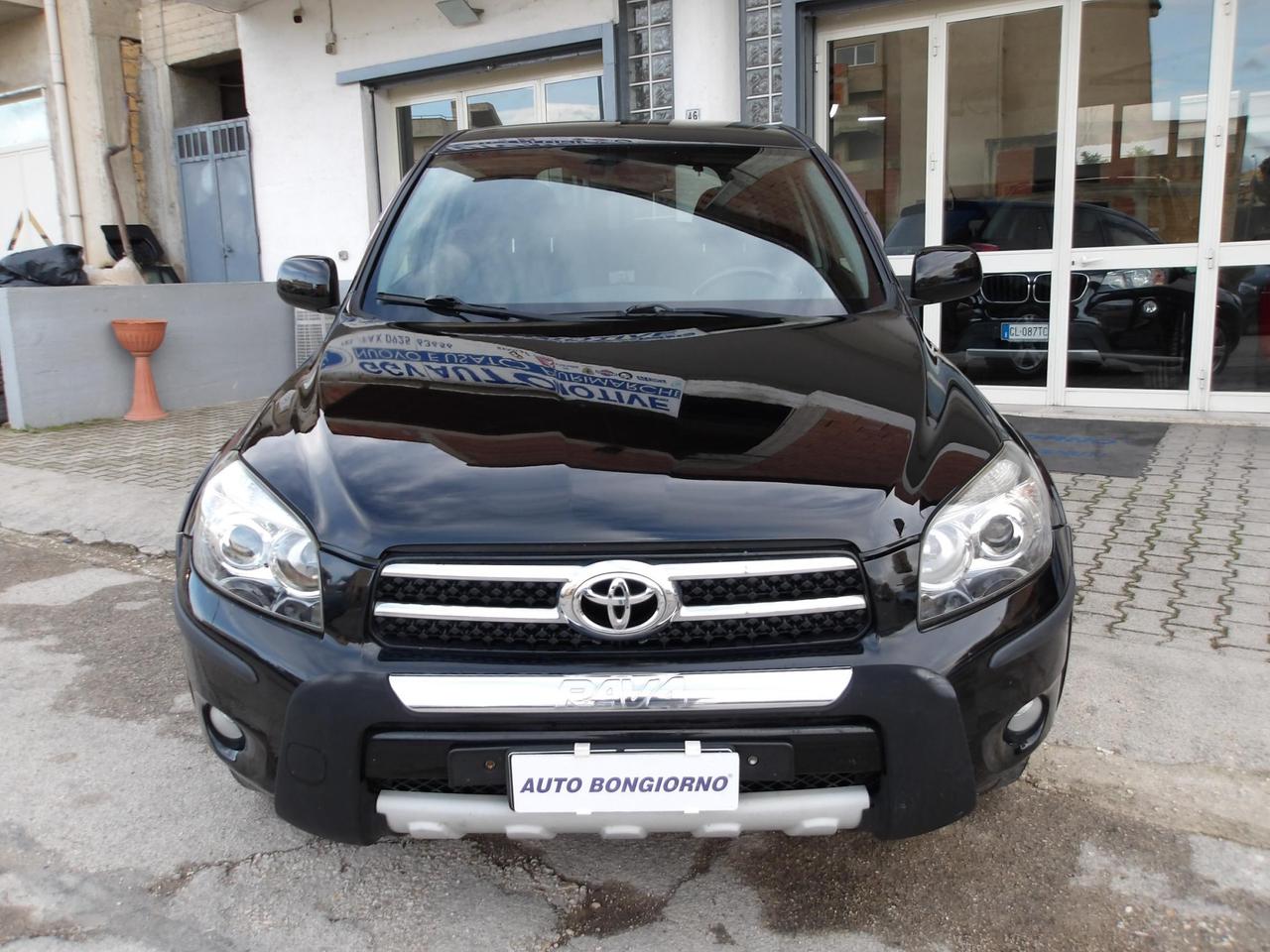 Toyota RAV4 5 Porte RAV4 2.2 d-4d Luxury 177cv