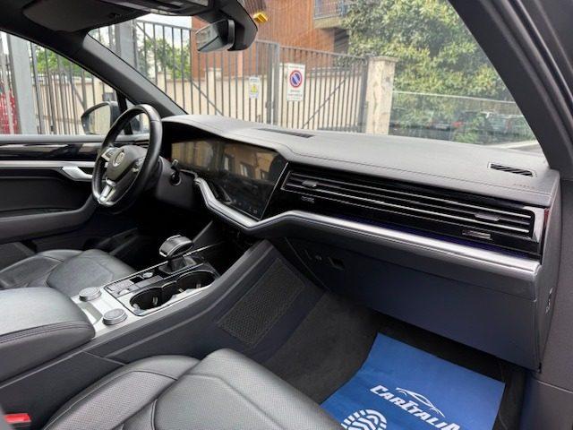 VOLKSWAGEN Touareg 3.0 V6 TDI SCR Advanced R-LINE TETTO PANORAMICO