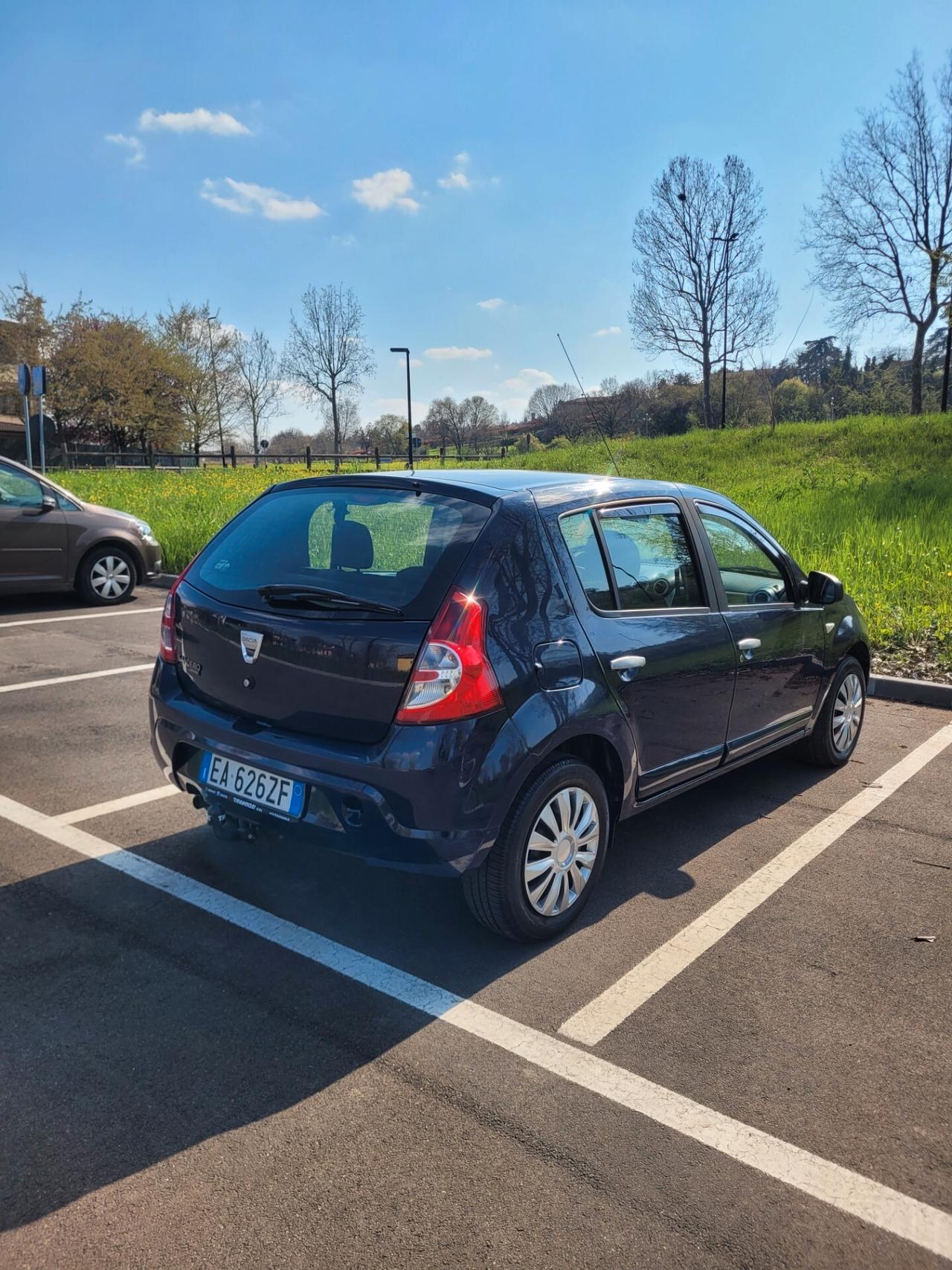 Dacia Sandero 1.4 BENZINA E GPL