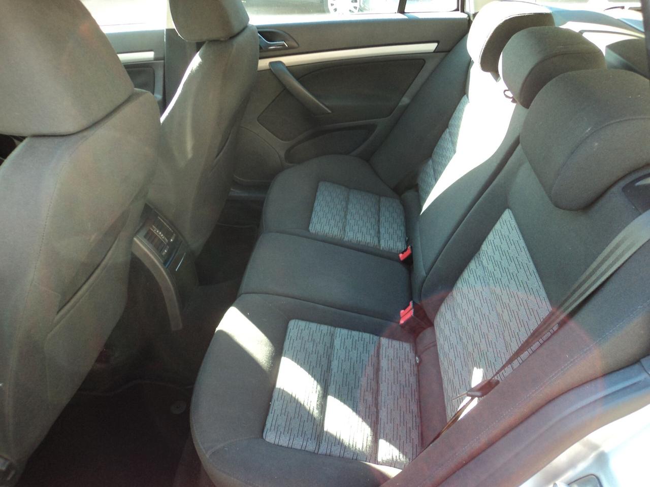 Skoda Octavia 1.6 TDI CR F.AP. Wagon Elegance