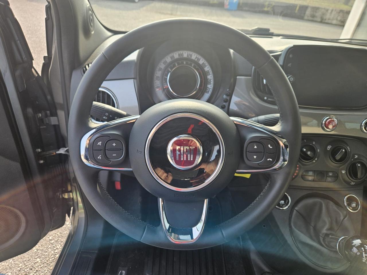 Fiat 500 1.0 Hybrid Dolcevita ** 11500 KM **