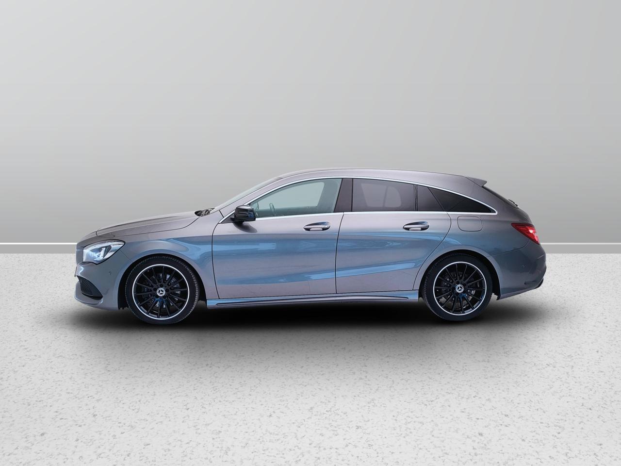 Mercedes-Benz CLA Shooting Brake - X117 - CLA Shooting Brake 220 d Premium 4matic auto FL