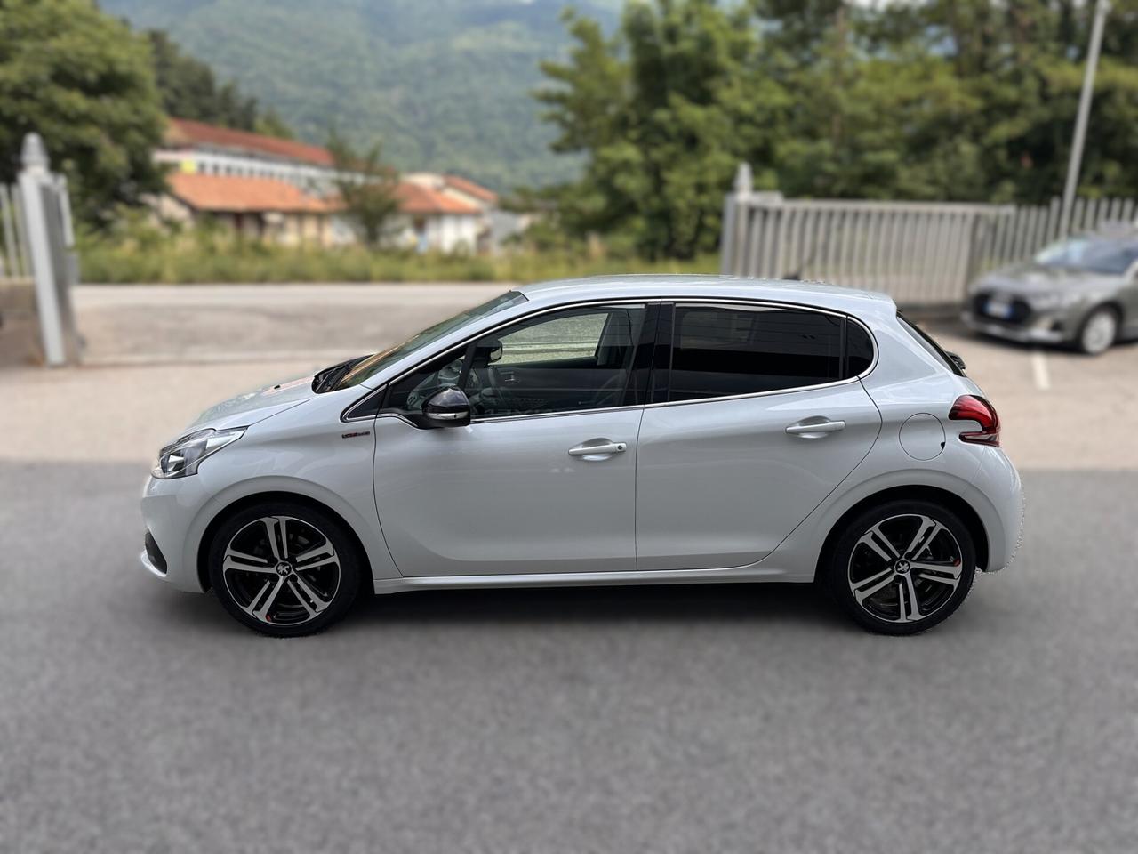 Peugeot 208 BlueHDi 100 Stop&Start 5 porte GT Line