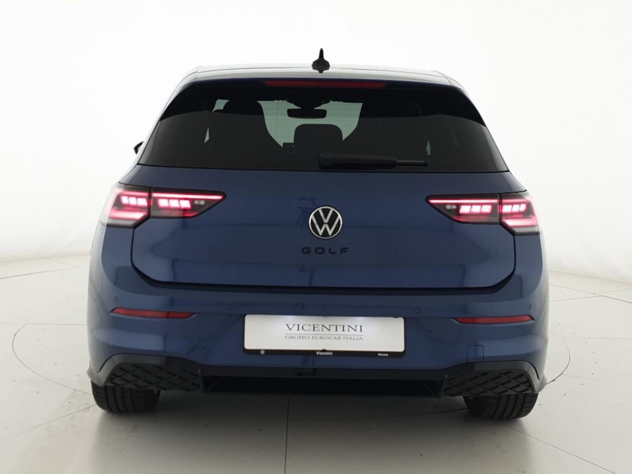 Volkswagen Golf 2.0 tdi r-line plus 150cv dsg