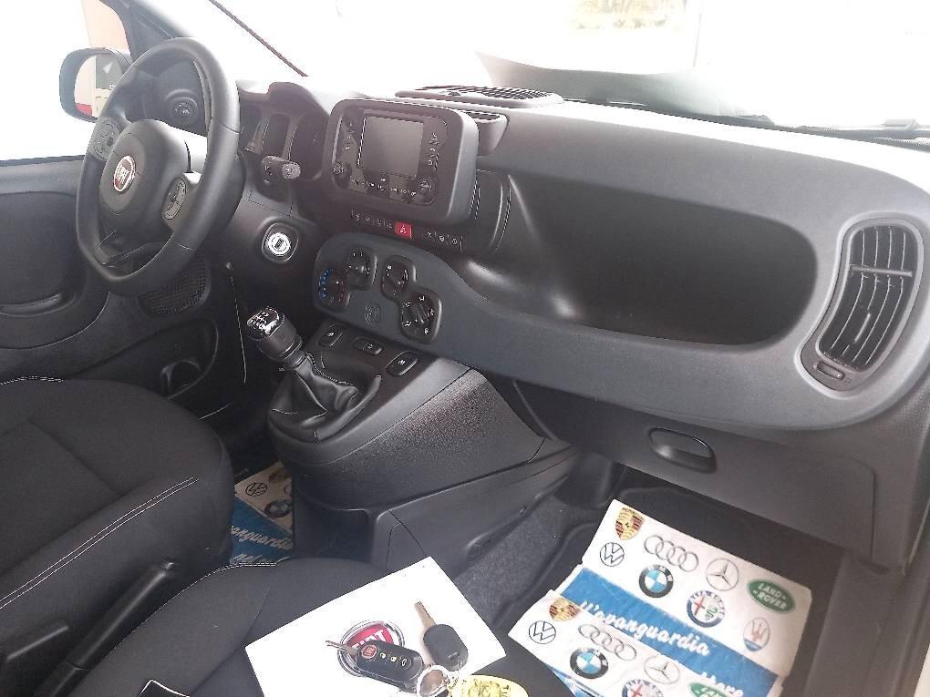 Fiat Panda 1.0 FireFly S&S Hybrid KM 18000 MONITOR SENSORI COMANDI VOLANTE GARANZIA