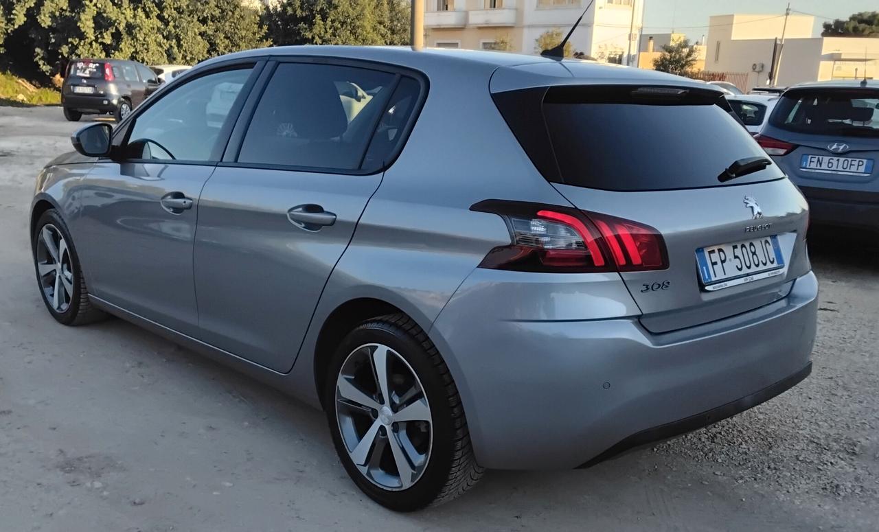 Peugeot 308 BlueHDi 130 S&S Allure