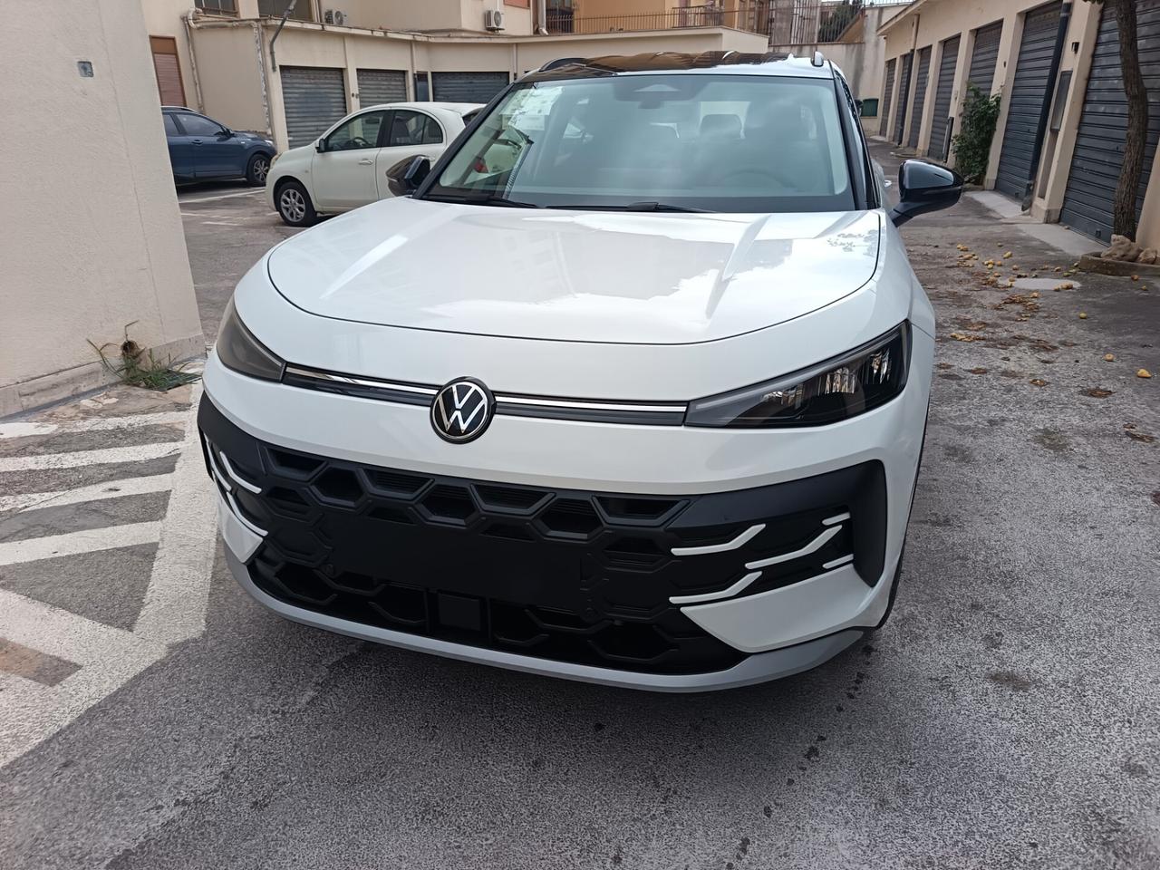 Volkswagen T-Roc 1.5 DSG Life Nuova da immatricolare
