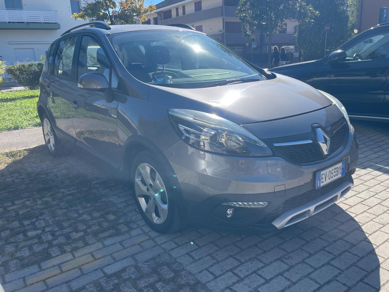 Renault Scenic Scénic XMod 1.5 dCi 110CV EDC Wave