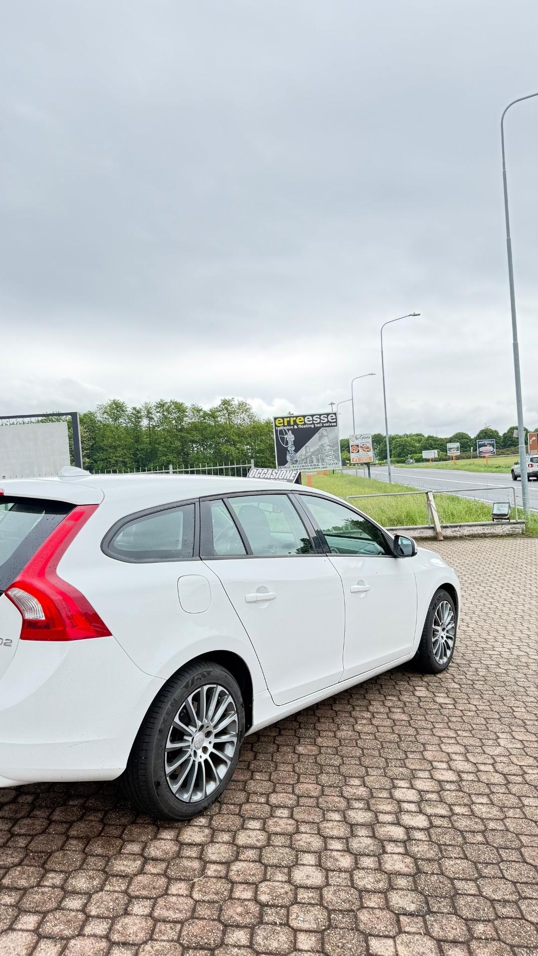 VOLVO V60 2018 EURO 6 IMPECCABILE!