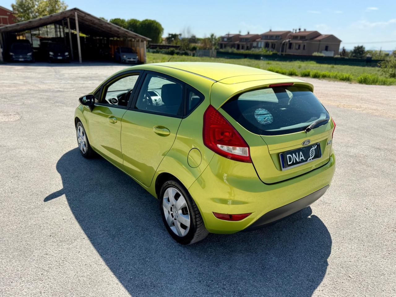 Ford Fiesta 1.2 benzina neopatentati UNIPRO