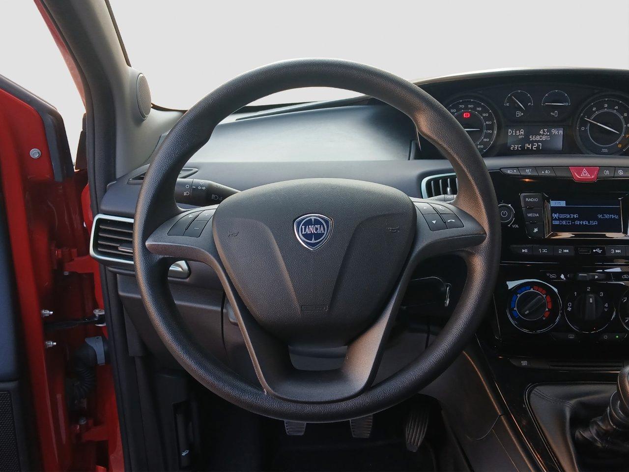 Lancia Ypsilon 1.0 firefly hybrid Gold s&s 70cv 5p.ti