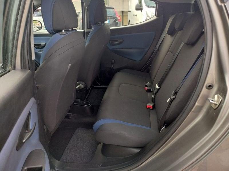 Lancia Ypsilon 1.2 69cv Silver