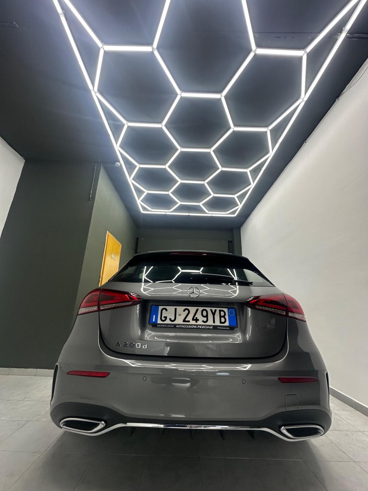 Mercedes-benz A 200 d Automatic Premium