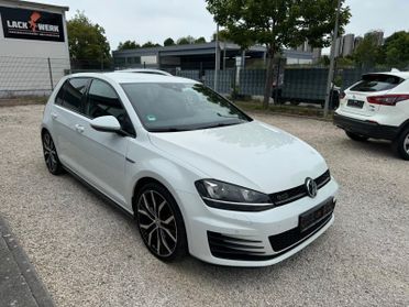 Volkswagen Golf 7 GTD 2.0 TDI 184cv S&S