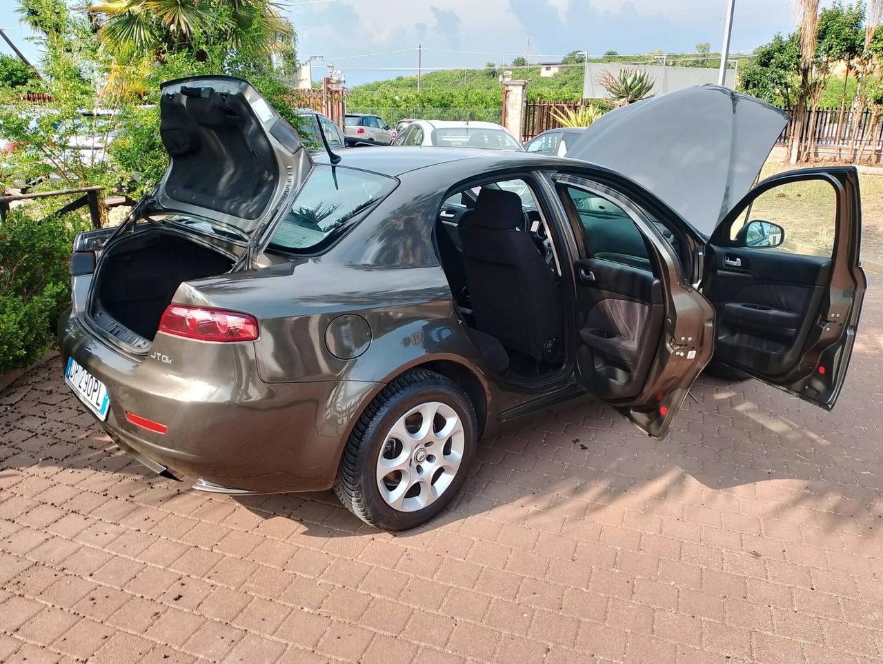 Alfa Romeo 159 1.9 JTDm Progression