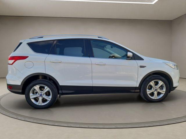 FORD Kuga 2.0 TDCI 140 CV 2WD Titanium