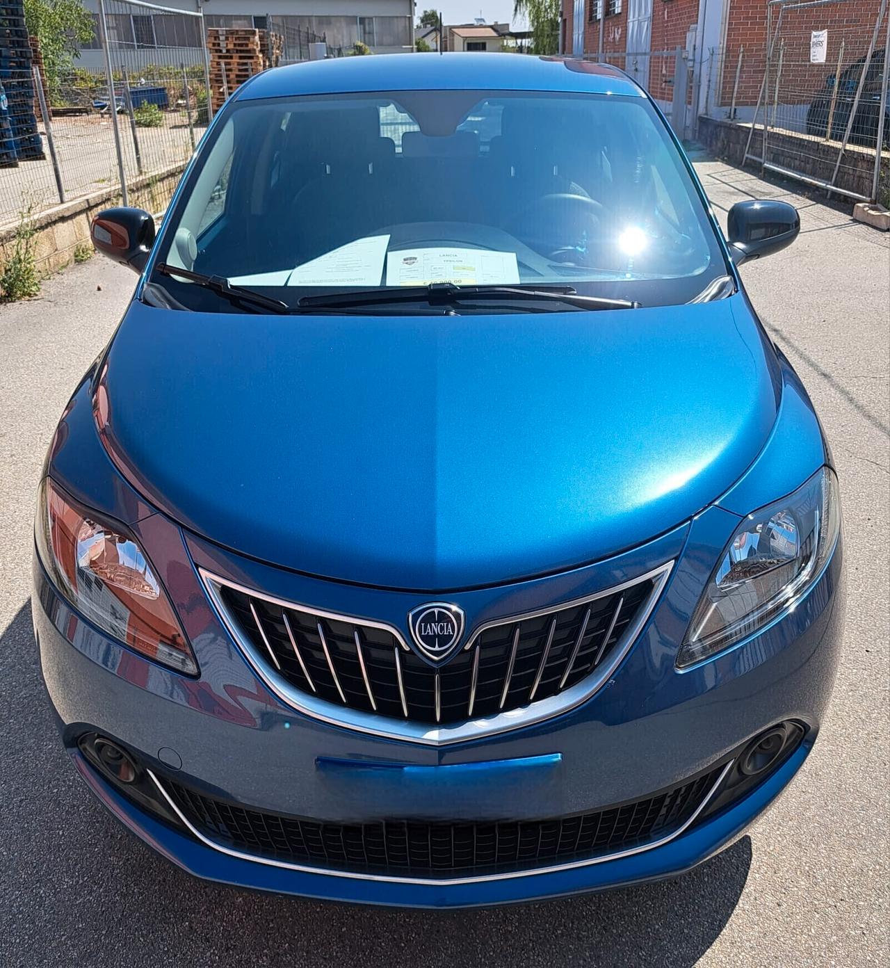 Lancia Ypsilon 1.0 FireFly 5 porte S&S Hybrid Ecochic Silver PREZZO CON RATE DA € 179.5 ANTICIPO ZERO