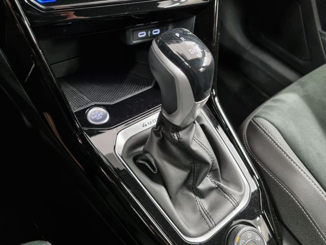 VOLKSWAGEN T-Roc R-LINE 2.0 TSI DSG 4MOTION BlueMotion Technology
