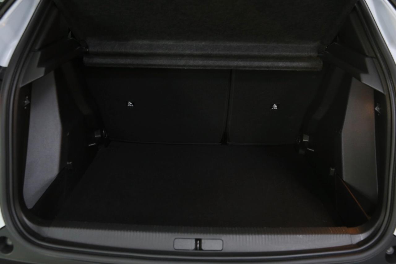 Peugeot 2008 PureTech 130 cv EAT8 Allure