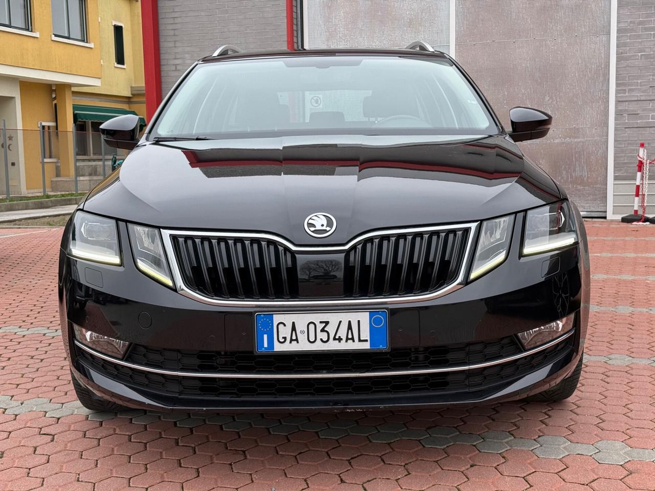 Skoda Octavia 1.5 DSG Wagon Executive G-Tec