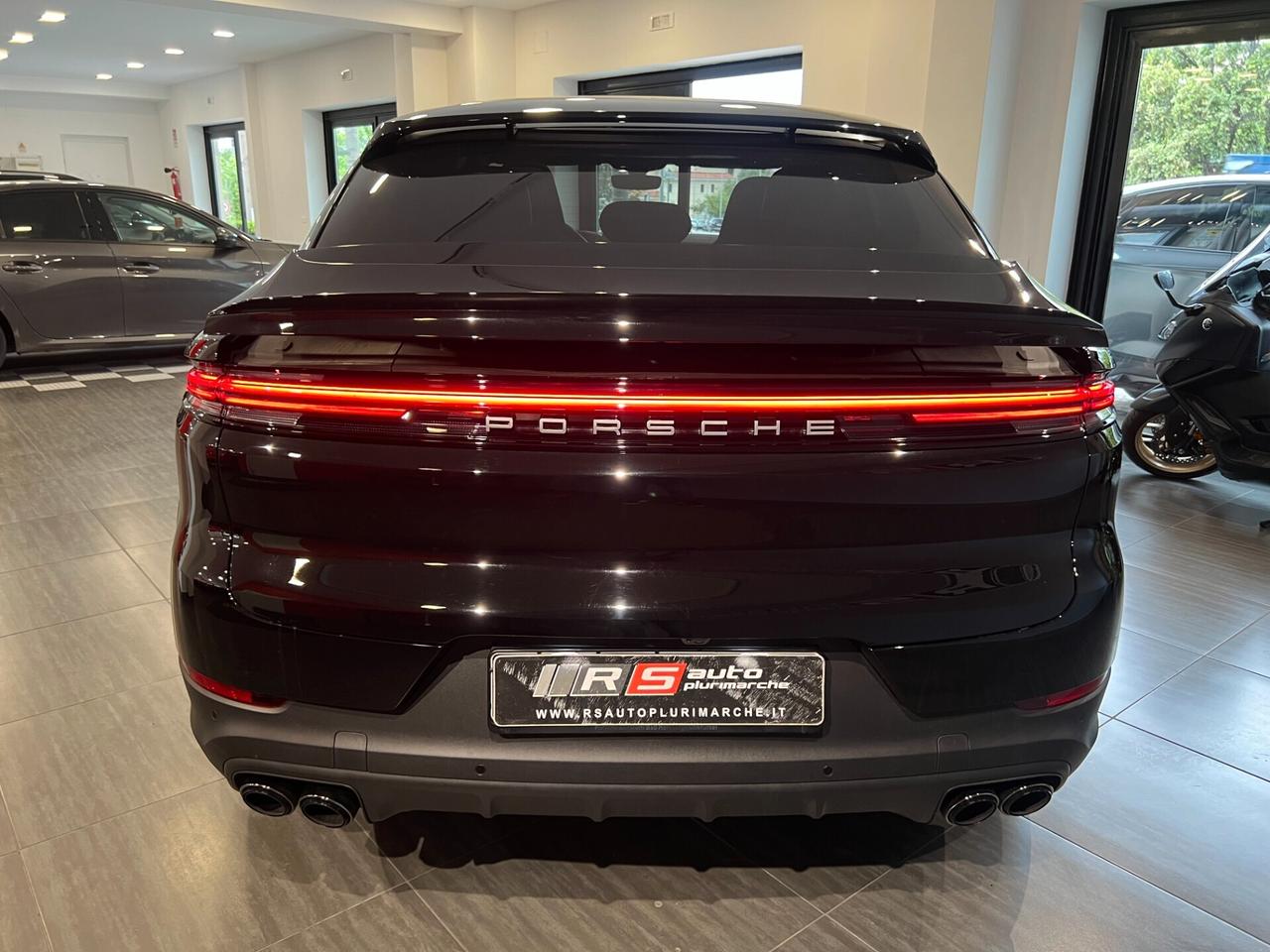 Porsche Cayenne Coupé 3.0 V6 - 3Screens