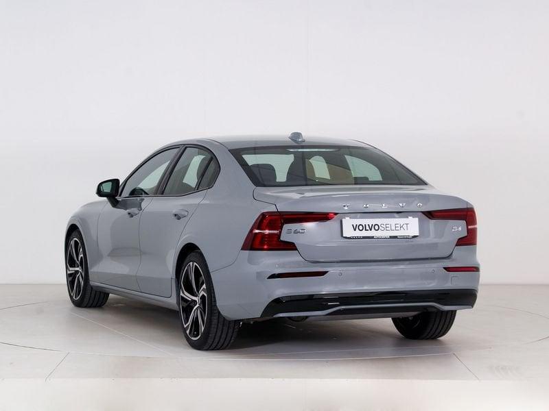 Volvo S60 B4 (b) automatico Plus Dark