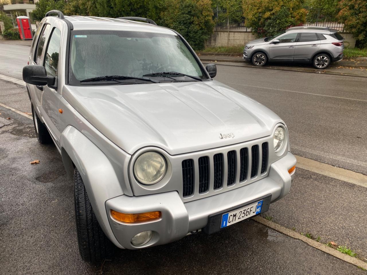 Jeep Cherokee 2.8 CRD Sport