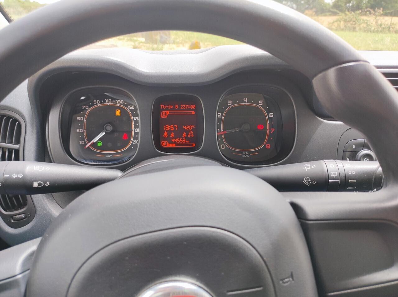 Fiat Panda 0.9 TwinAir Turbo Natural Power Lounge