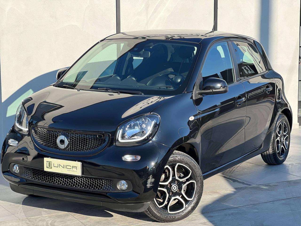 smart forFour 0.9 t Passion 90cv twinamic my19 TETTO