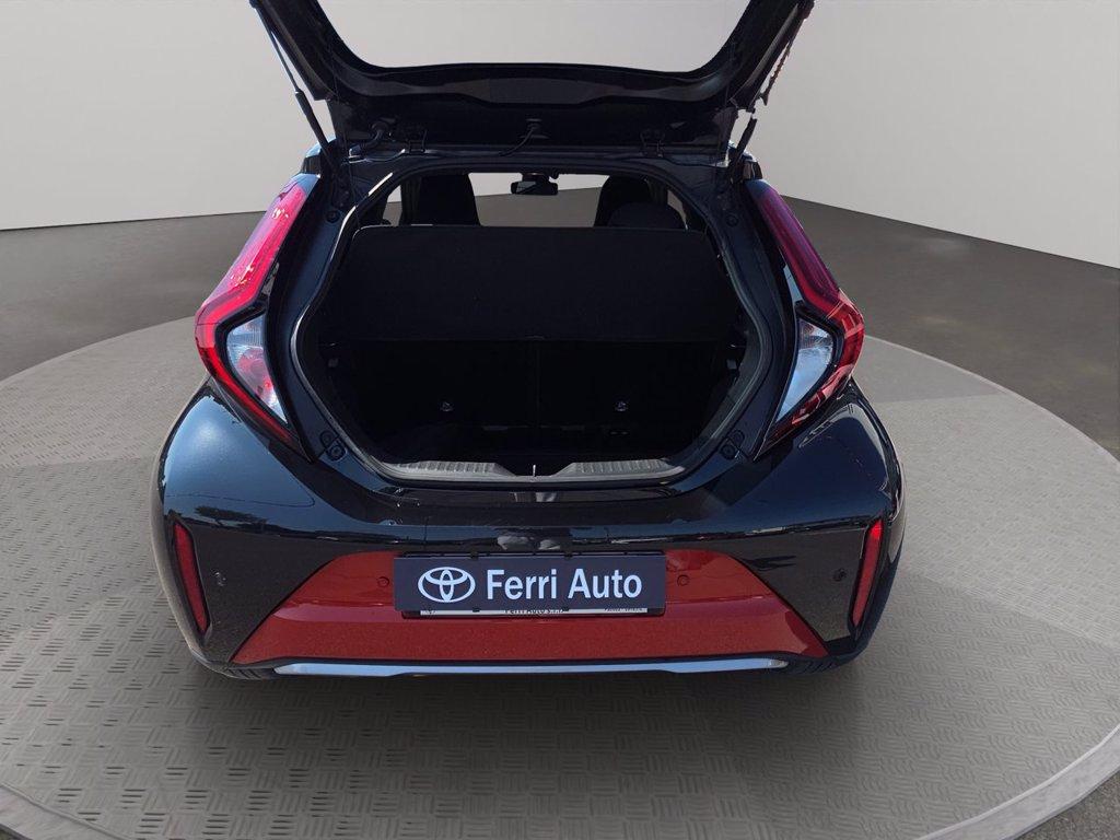 TOYOTA Aygo x 1.0 lounge 72cv del 2022