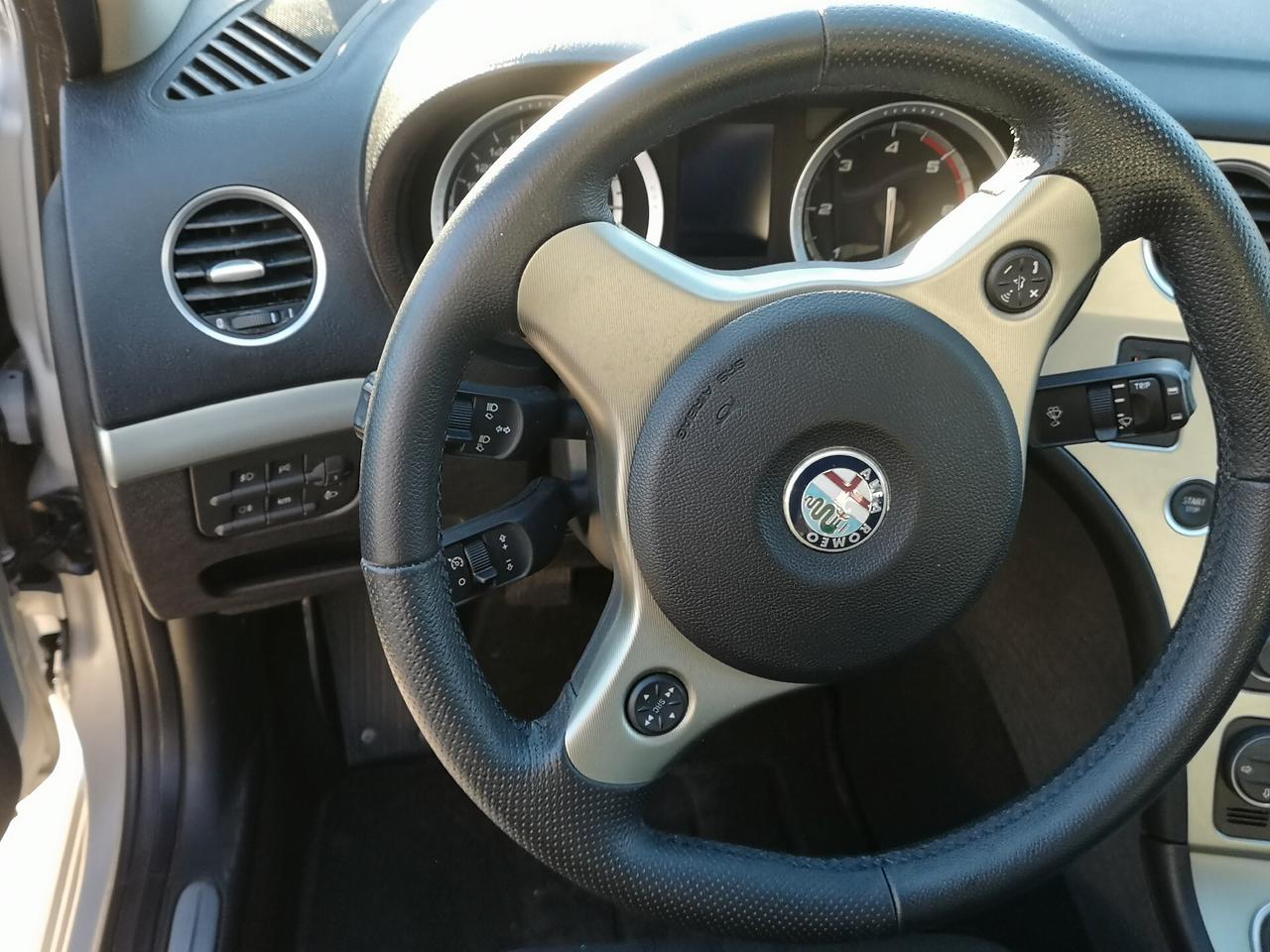 Alfa Romeo 159 2.0 JTDm Distinctive