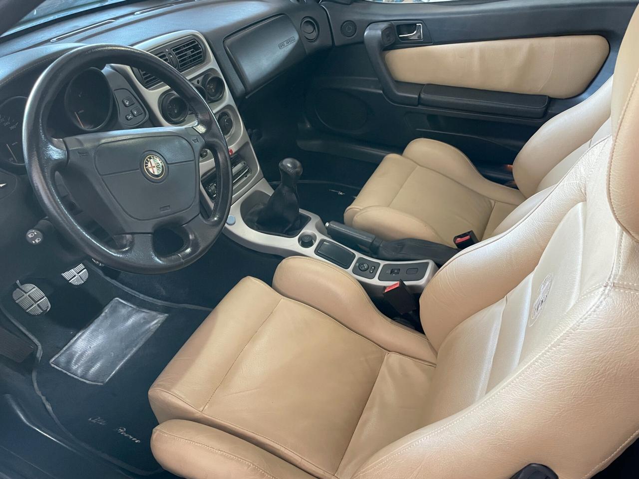 Alfa Romeo GTV Spider 2.0i 16V Twin Spark cat L