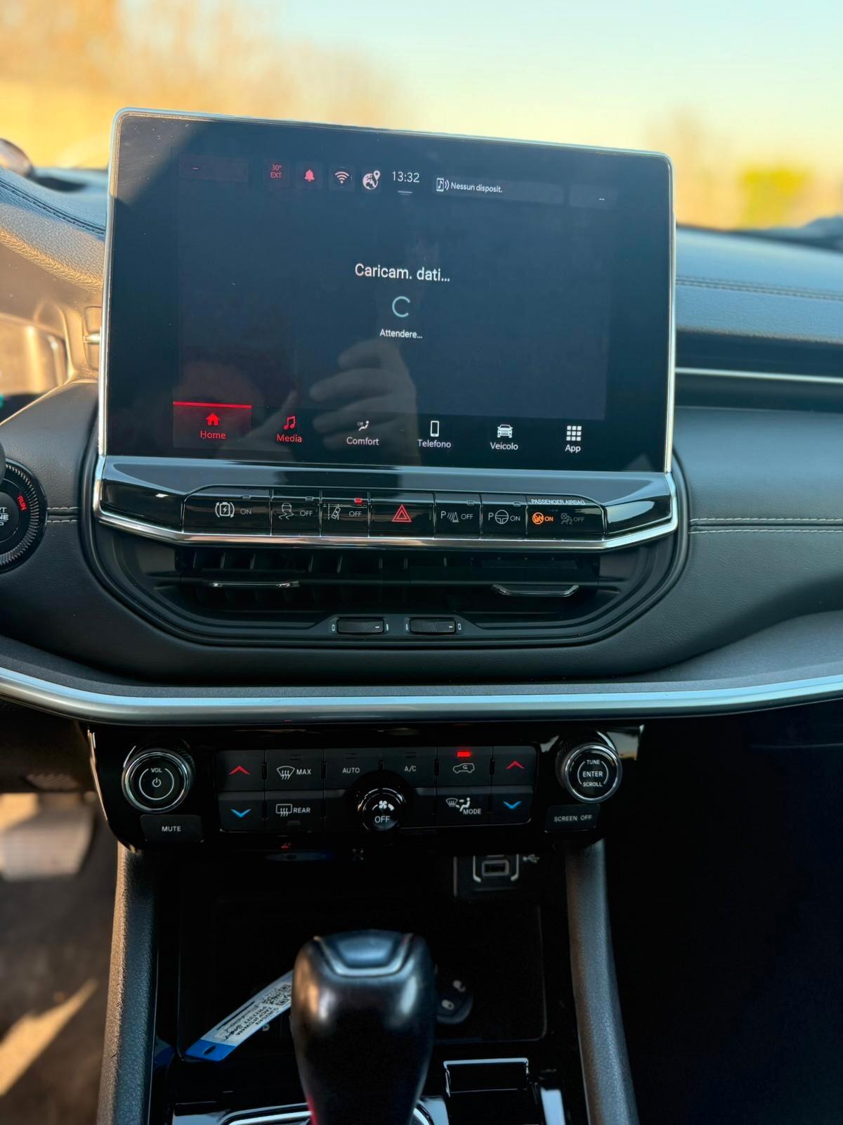 Jeep Compass 4xe Limited hybrid plug in 2022 iva esposta