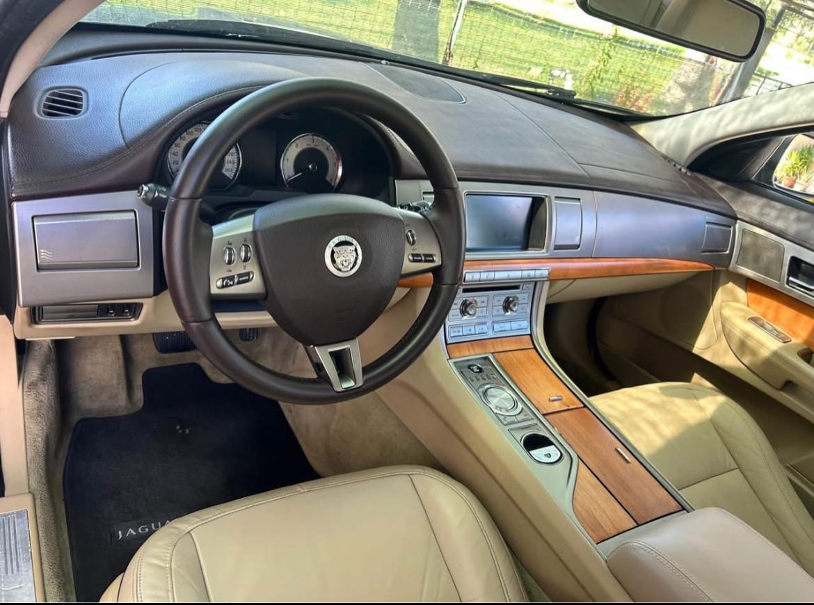 Jaguar XF 3.0 D V6 Premium Luxury