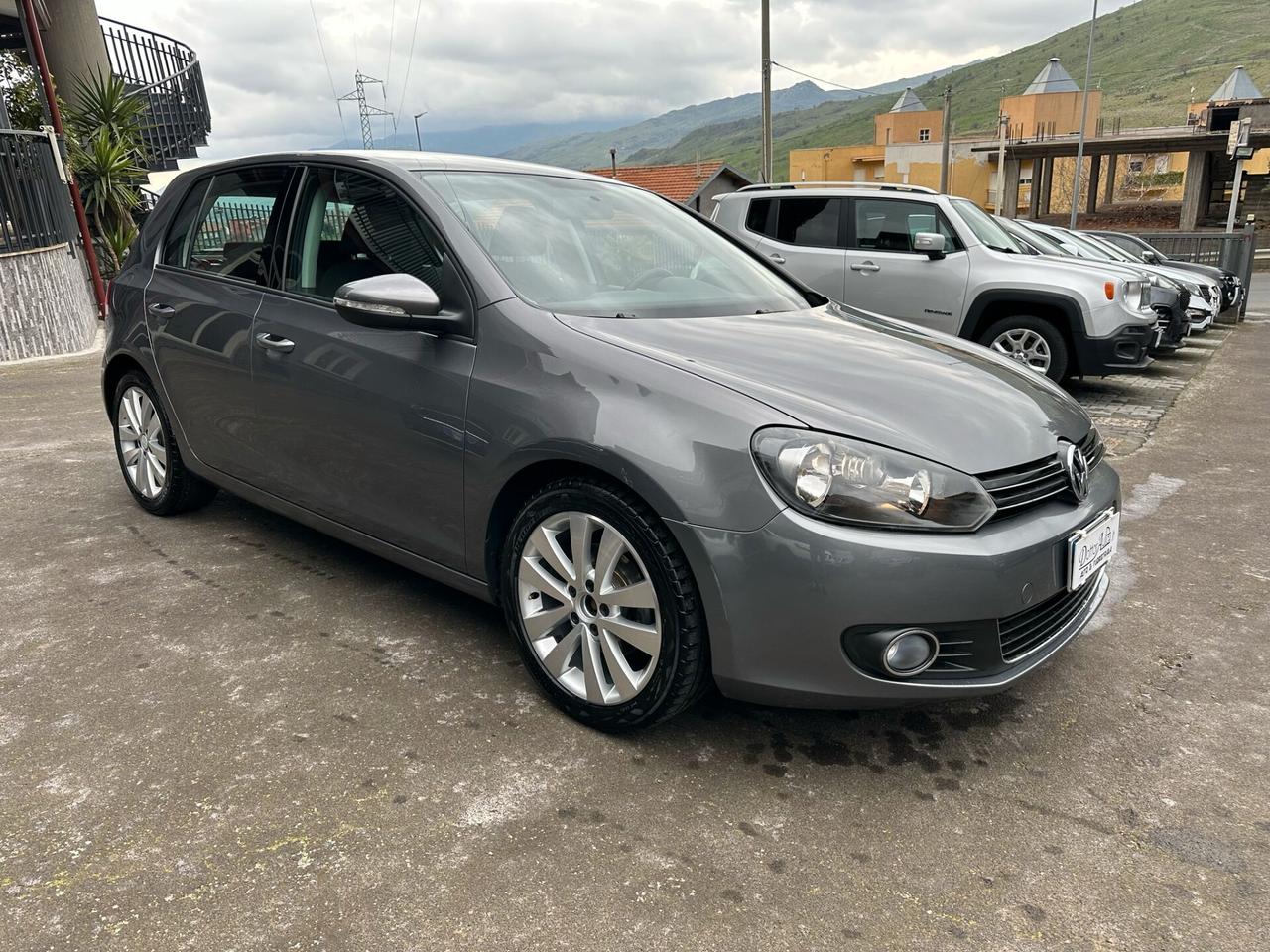 Volkswagen Golf 1.6 TDI DPF 5p. Highline